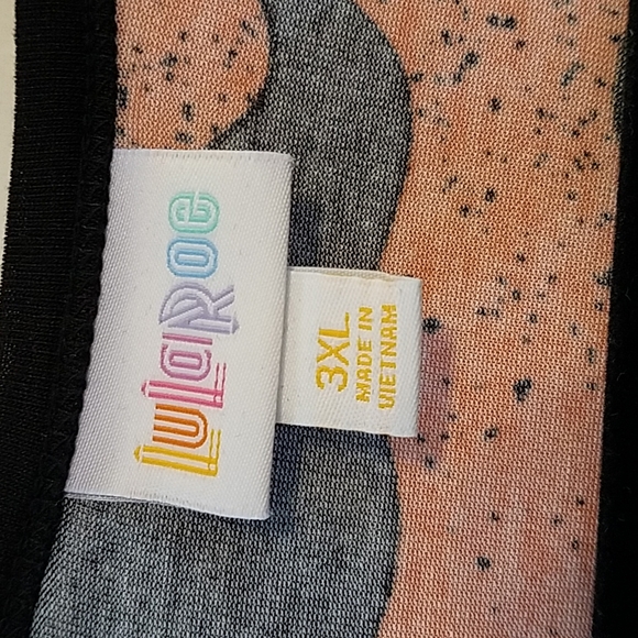 LulaRoe Randy 👻 - Picture 4 of 6